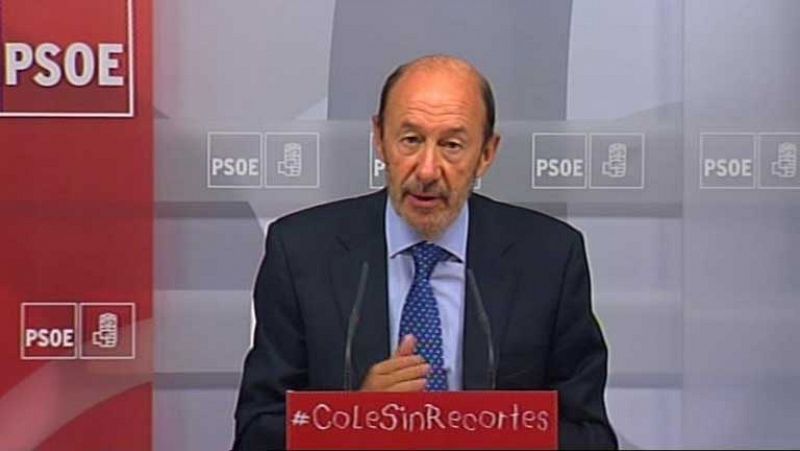 Alfredo Pérez Rubalcaba pide a Rajoy que evite un segundo rescate