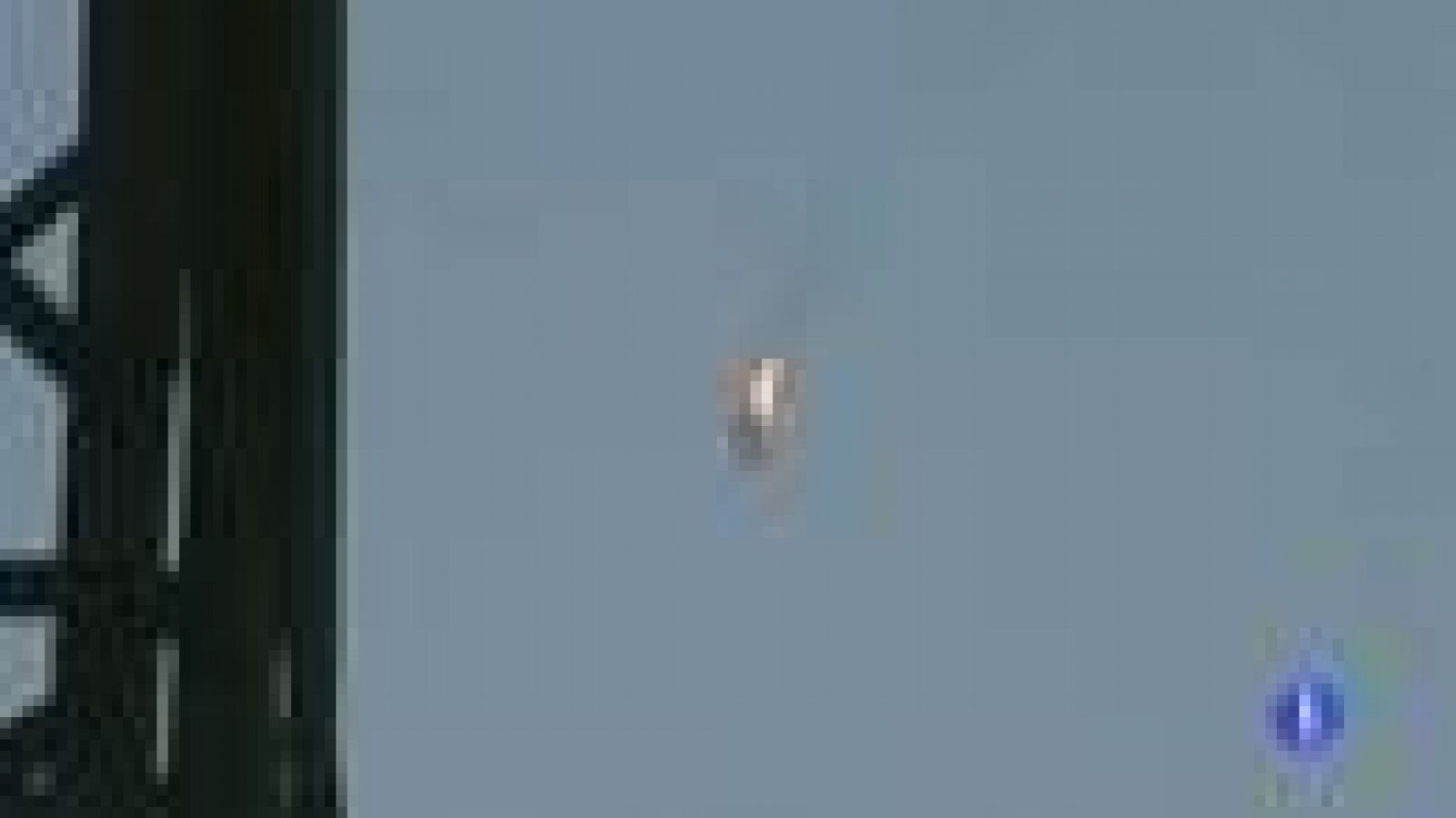 Los rebeldes sirios derriban un helicóptero de las fuerzas de Al Assad en Damasco