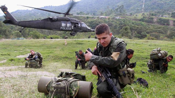 Telediario 1 - Telesur asegura que el Gobierno de Colombia y las FARC inician un proceso de paz