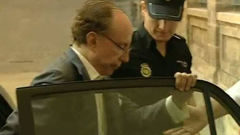 Ruiz-Mateos llega detenido a los juzgados de Palma para declarar por estafa