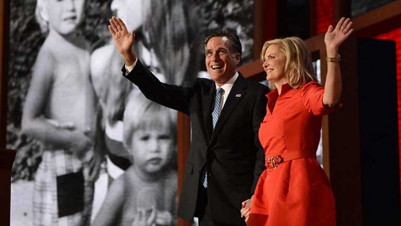 Los delegados republicanos nombran oficialmente a Mitt Romney como candidato a la presidencia de Estados Unidos