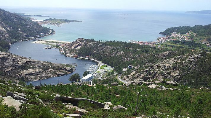 El muro del Mirador de Ézaro espera a los cuatro gallos de la Vuelta