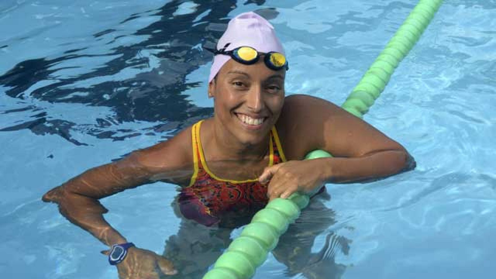 Teresa Perales hace historia en el deporte español paralímpico, subiendo de nuevo al podio