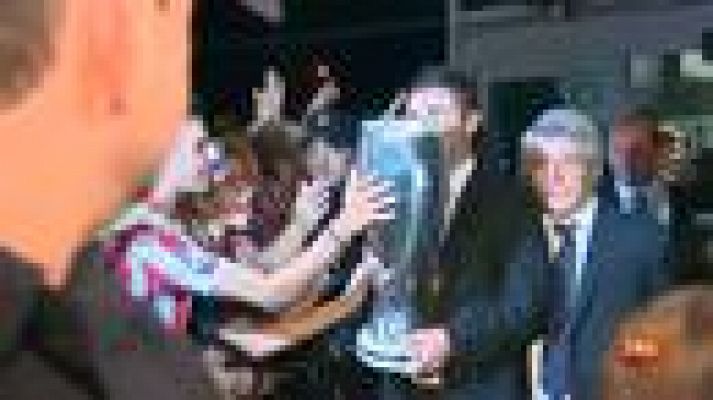 Telediario 1 - La Supercopa de Europa llega a Madrid