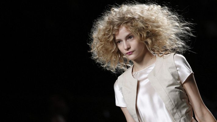  - Desfile de Teresa Helbig