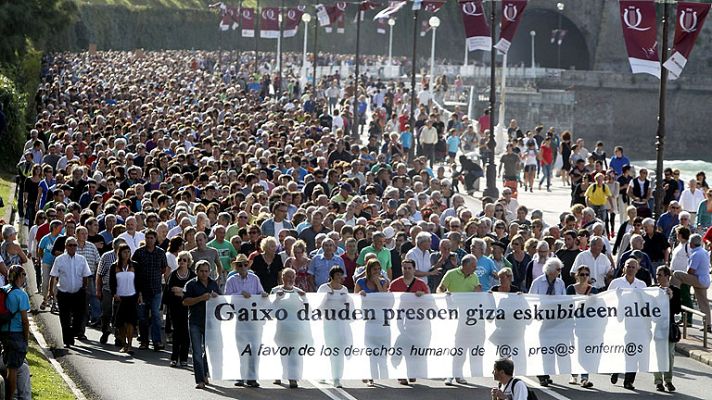 Informativo 24h - Miles de personas piden en San Sebastián la liberación de Uribetxebarria