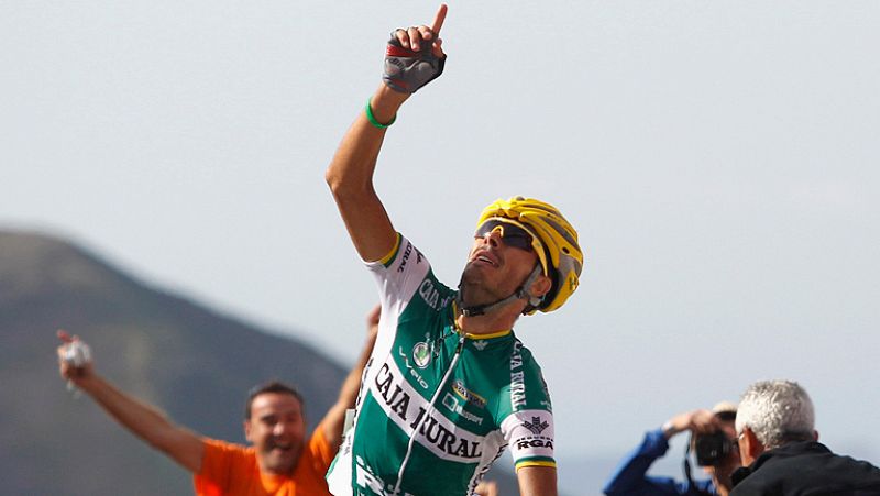 El español Antonio Piedra (Caja Rural) se ha impuesto en la  decimoquinta etapa de la 67 edición de la Vuelta a España en la  segunda jornada del grupo de reinas, disputada sobre 186,5 kilómetros  entre La Robla (León) y Lagos de Covadonga (Asturias)
