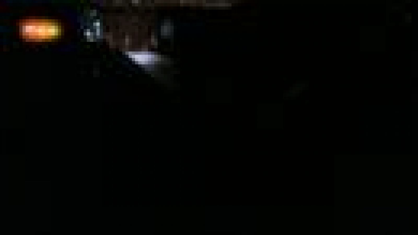 Cibeles: Ion Fiz, del sofá al armario; Maya Hansen, Tropical Punk