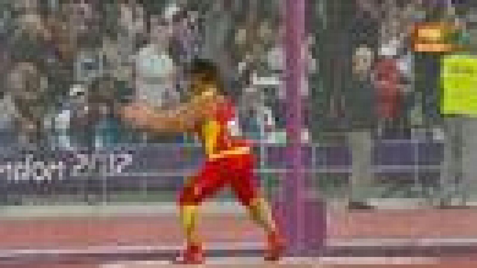 El lanzador paralímpico español David Casinos ha dado a España la tercera medalla de oro en lanzamiento de disco, con una mejor marca de 38,41 que logró en su tercer lanzamiento.