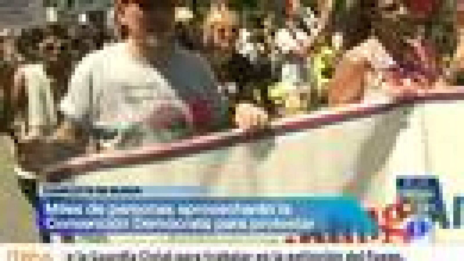 Cientos de personas protestan contra el sistema financiero antes de la convención demócrata