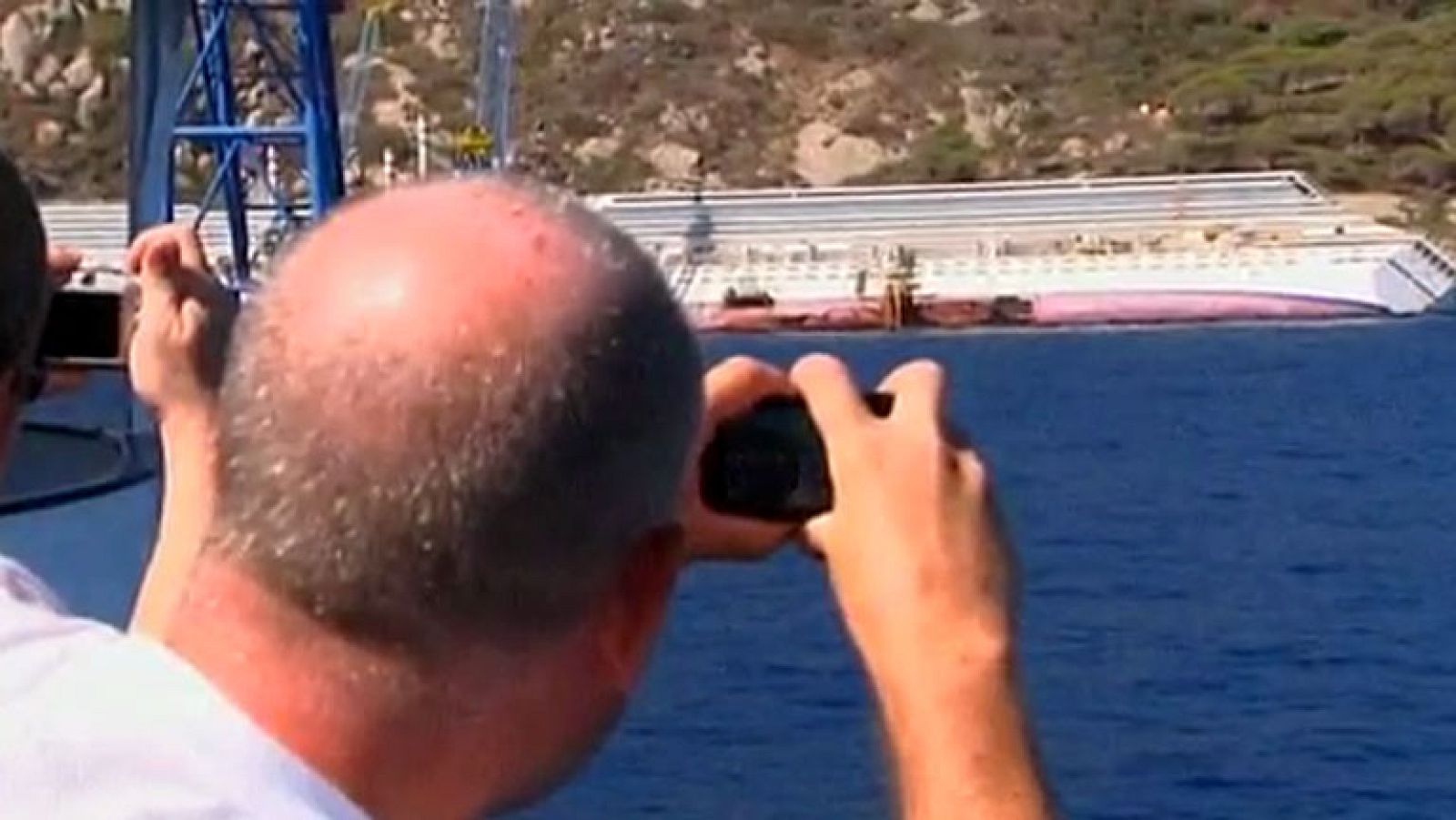 El crucero Costa Concordia, atracción turística