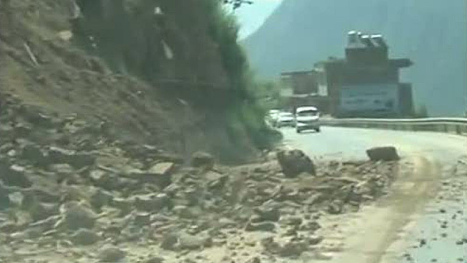 Un terremoto de magnitud 5,7 sacude el sur de China y deja al menos 43 muertos