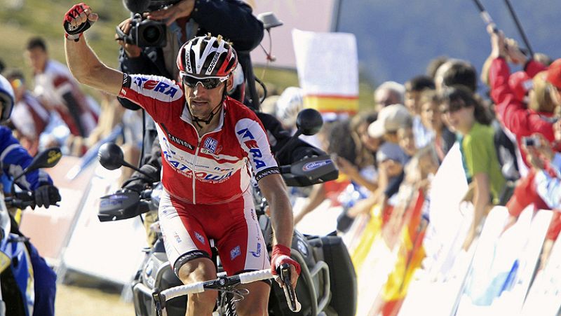 El ruso Denis Menchov (Katusha) ha sido el vencedor de la vigésima etapa de la Vuelta disputada entre Segovia y la Bola del Mundo, de 170,7 kilómetros, en la que Alberto Contador (Saxo Bank) se convirtió en virtual vencedor. Menchov y el australiano 