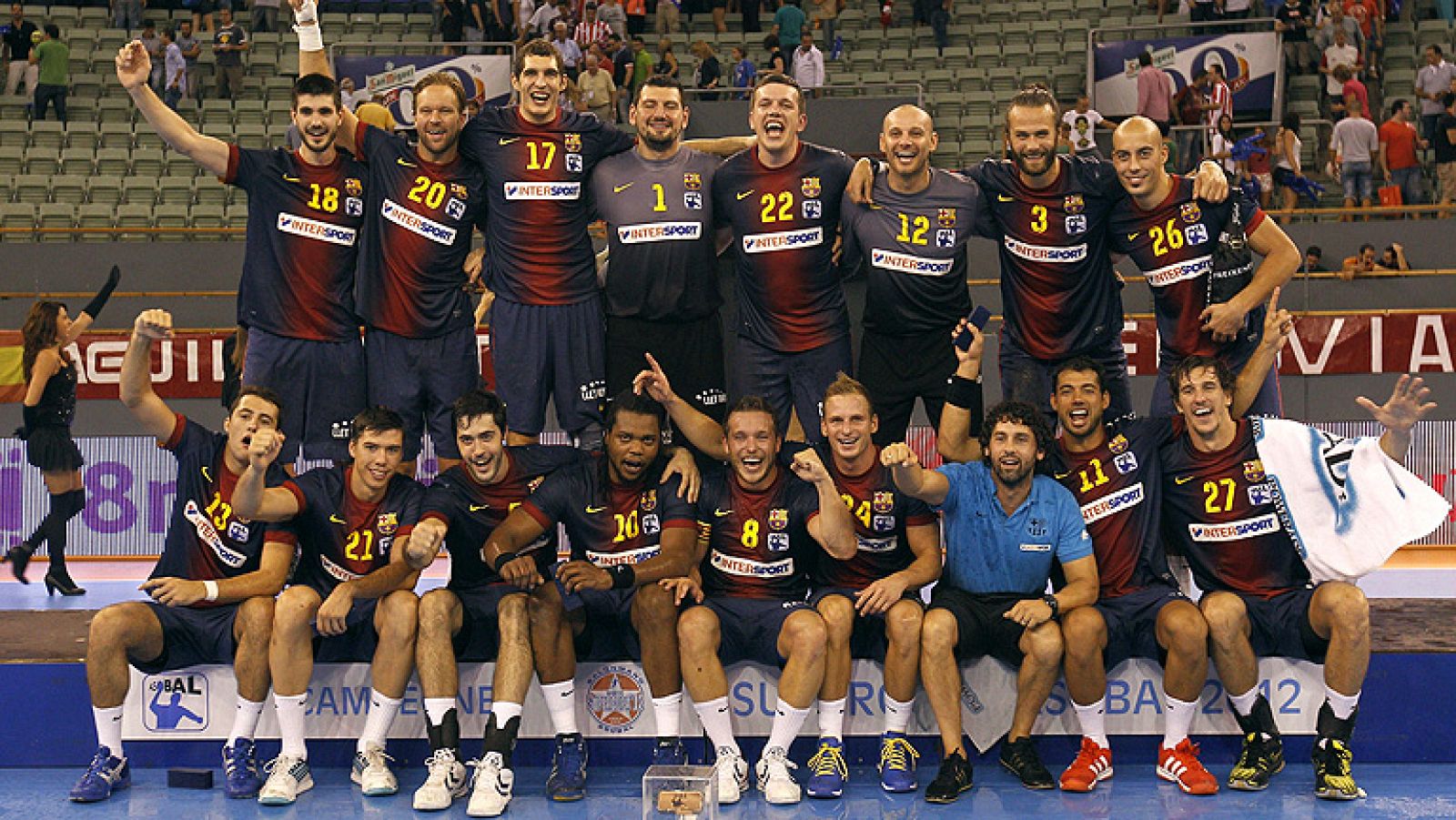 Telediario 1: El FC Barcelona se venga del Atlético de Madrid en la Supercopa | RTVE Play