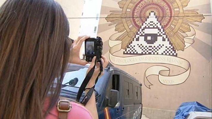 Telediario 1 - Zaragoza se viste con spray