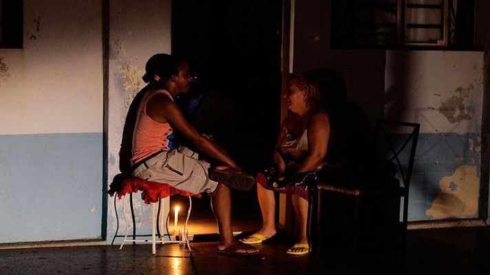 Telediario 1 - Un apagón deja sin luz a La Habana y a varias provincias de Cuba