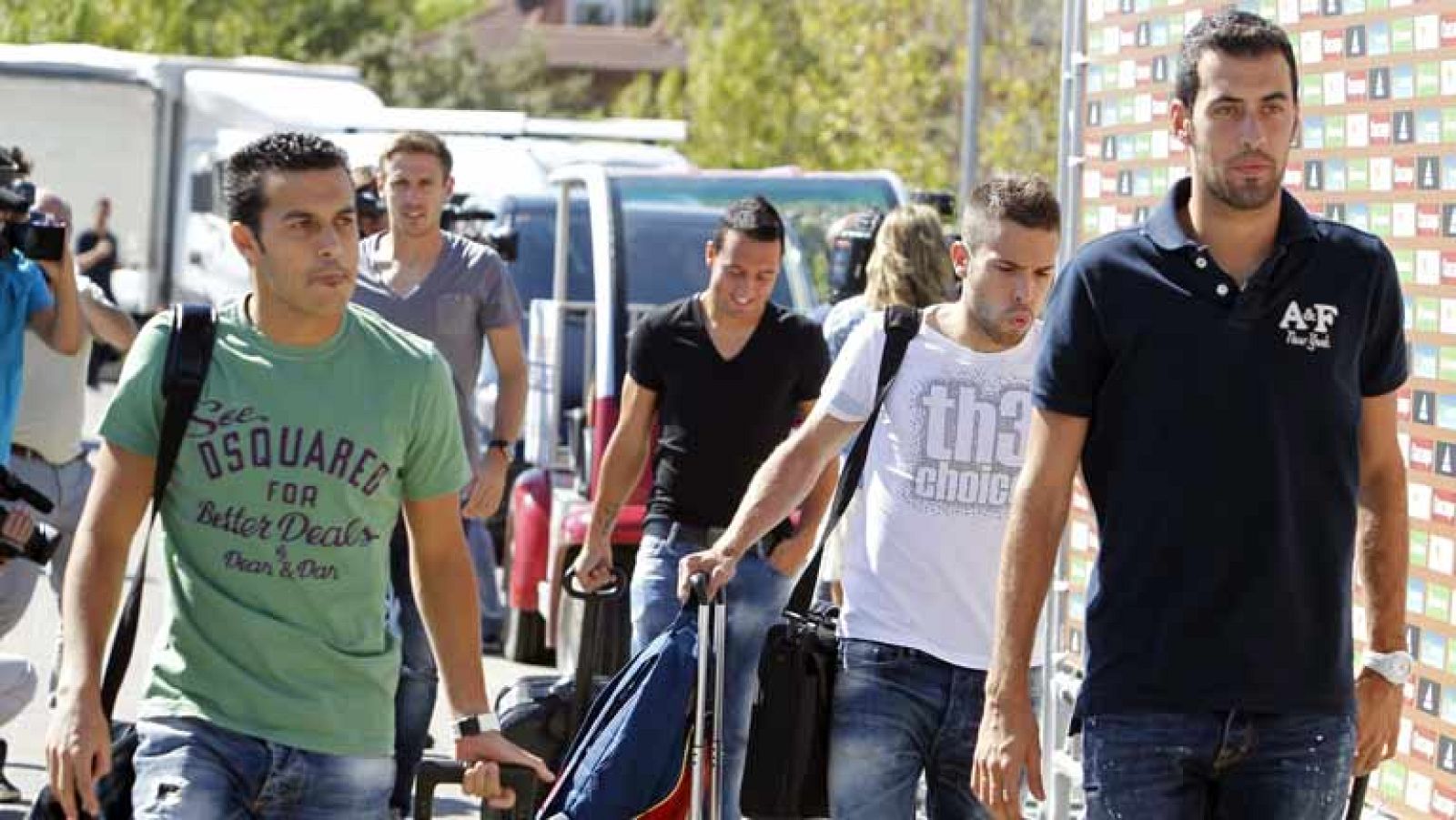 La selección española ha llegado a Tiflis, la capital de Georgia, donde disputará el partido de clasificación para el próximo Mundial de Brasil 2014. Los hombres de Vicente del Bosque quieren empezar con una victoria su camino a la máxima competición