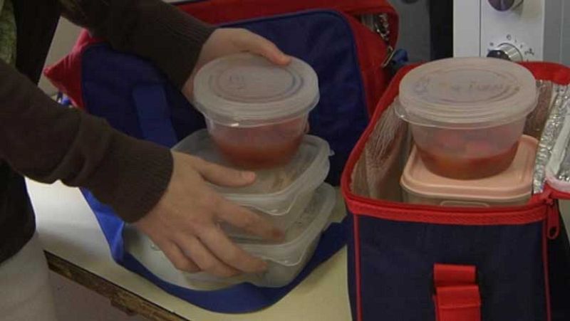 No en todas las comunidades está permitido llevar tartera para llevar comida al colegio