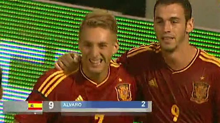 Fútbol - Álvaro Vázquez consigue el tercero, España 3 - Croacia 0