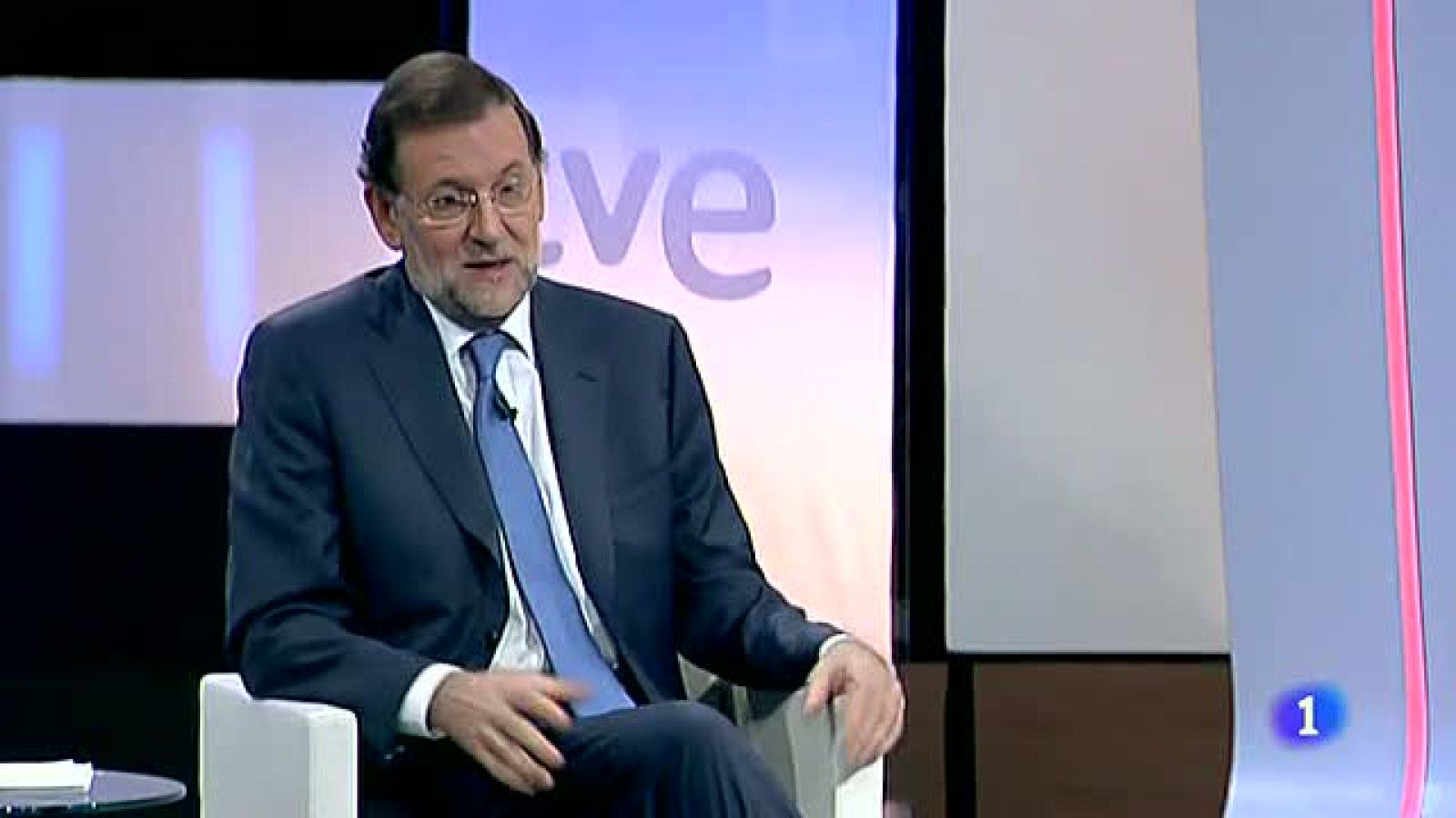 Rajoy: "Los gallegos tienen dos opciones claras, una es el PP y otra seis o siete partidos"