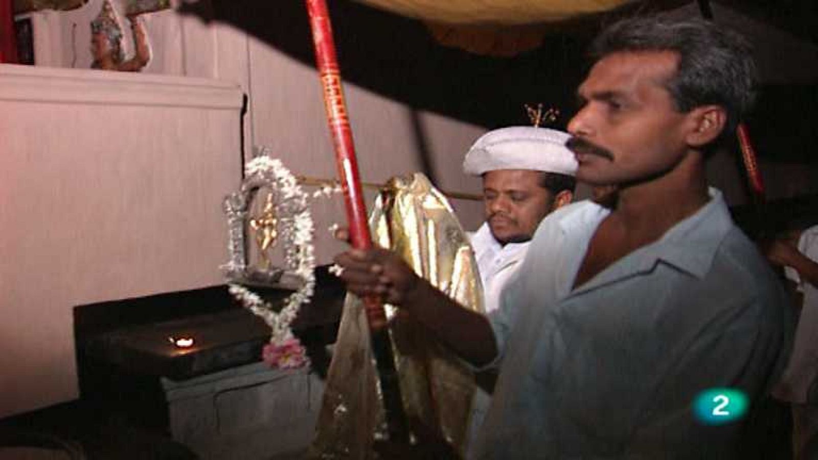 Otros pueblos - Las máscaras del poder - Ver ahora