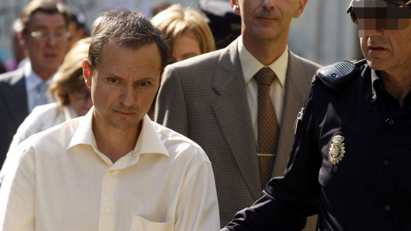 La mañana: Arde la puerta de las Quemadillas | RTVE Play