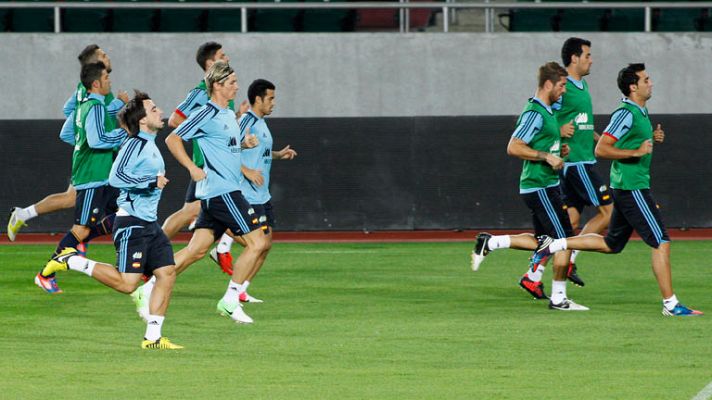 Telediario 1 - Una España invicta comienza su camino al Mundial 2014