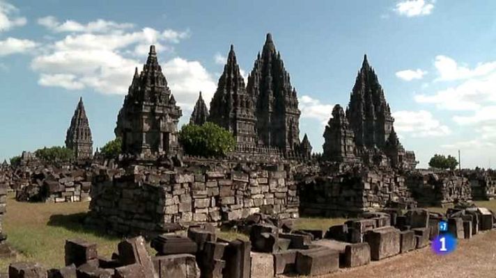 Españoles en el mundo - Java