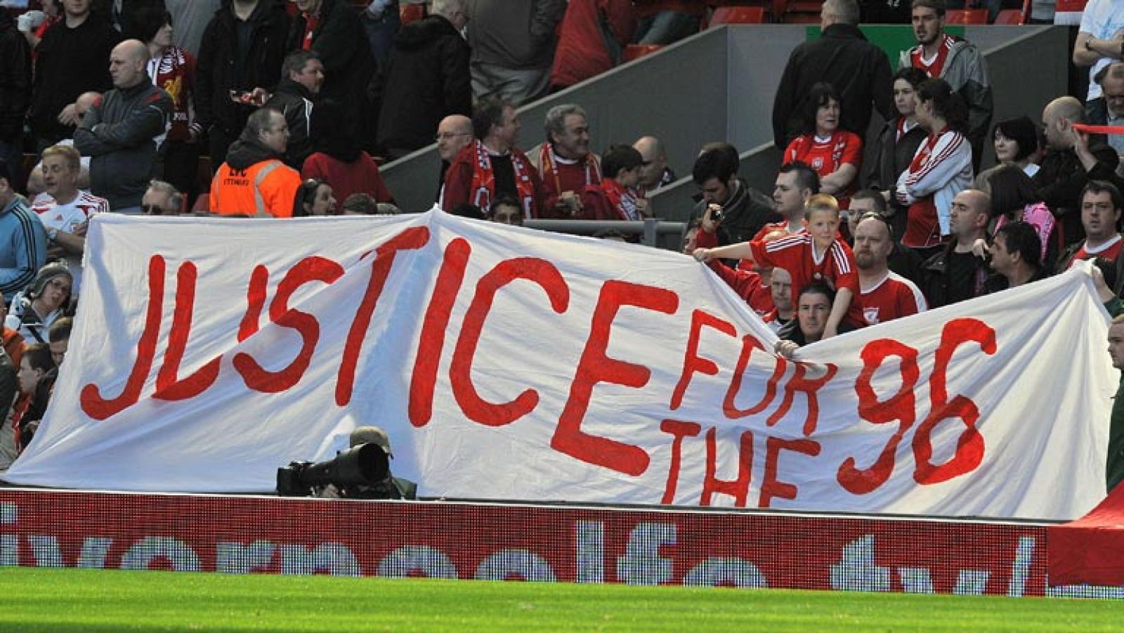 Informe Hillsborough, 96 muertos en el Liverpool-Nottingham Forest | Ver