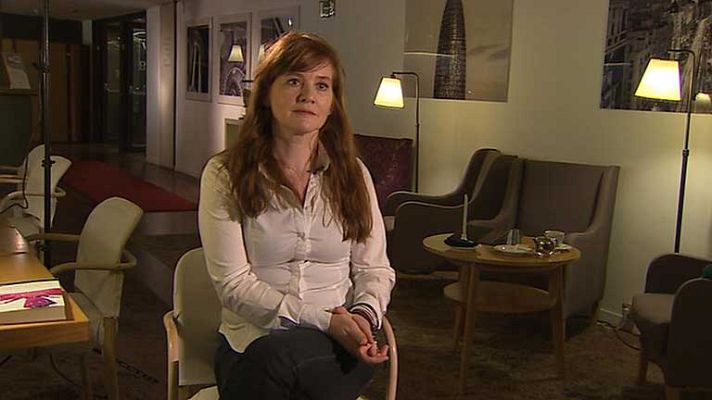 Telediario 1 - Audur Ava Olafssdottir presenta "La mujer es una isla"