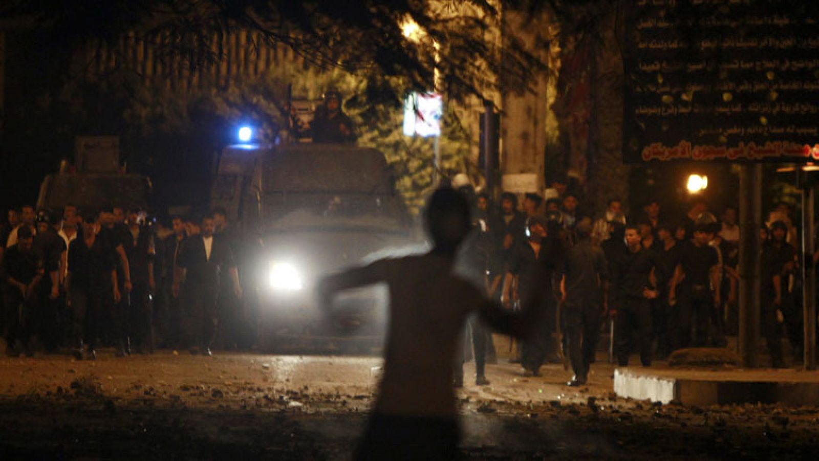 Nuevos disturbios en las protestas contra la embajada de EE.UU. en Egipto