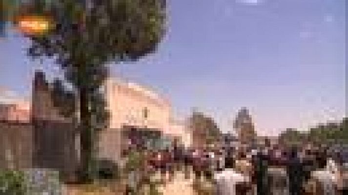 Informativo 24h - Manifestantes asaltan la embajada de EE.UU. en Yemen y son desalojados por la Policía