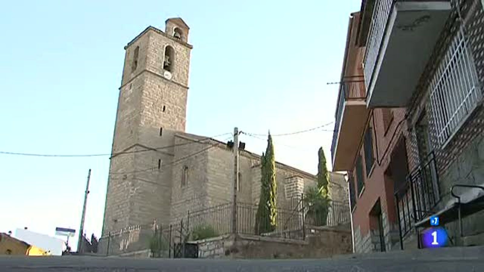 Vidas paradas - Cenicientos - Trabajadores municipales, a juicio para cobrar - Comando Actualidad | Ver