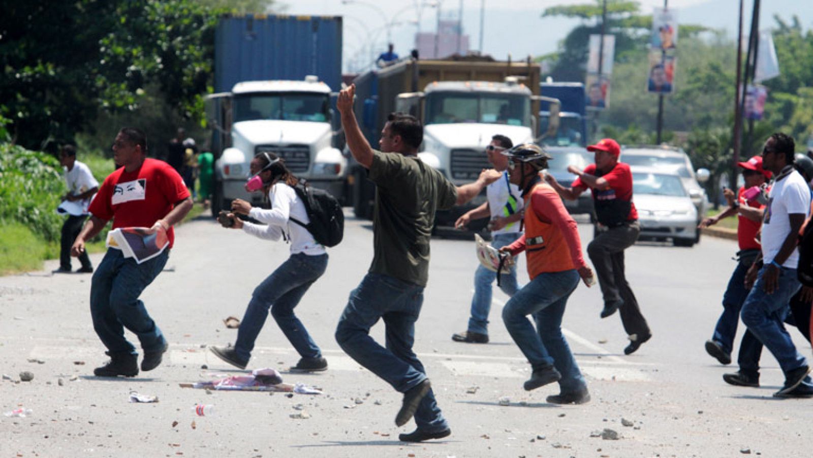 Choques en Venezuela entre chavistas y partidarios de la oposición durante la campaña electoral