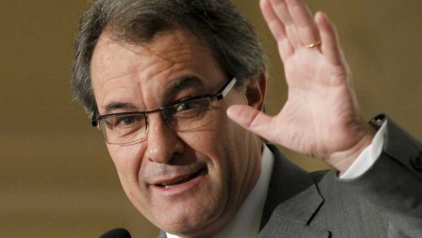 Mas propone un referéndum 