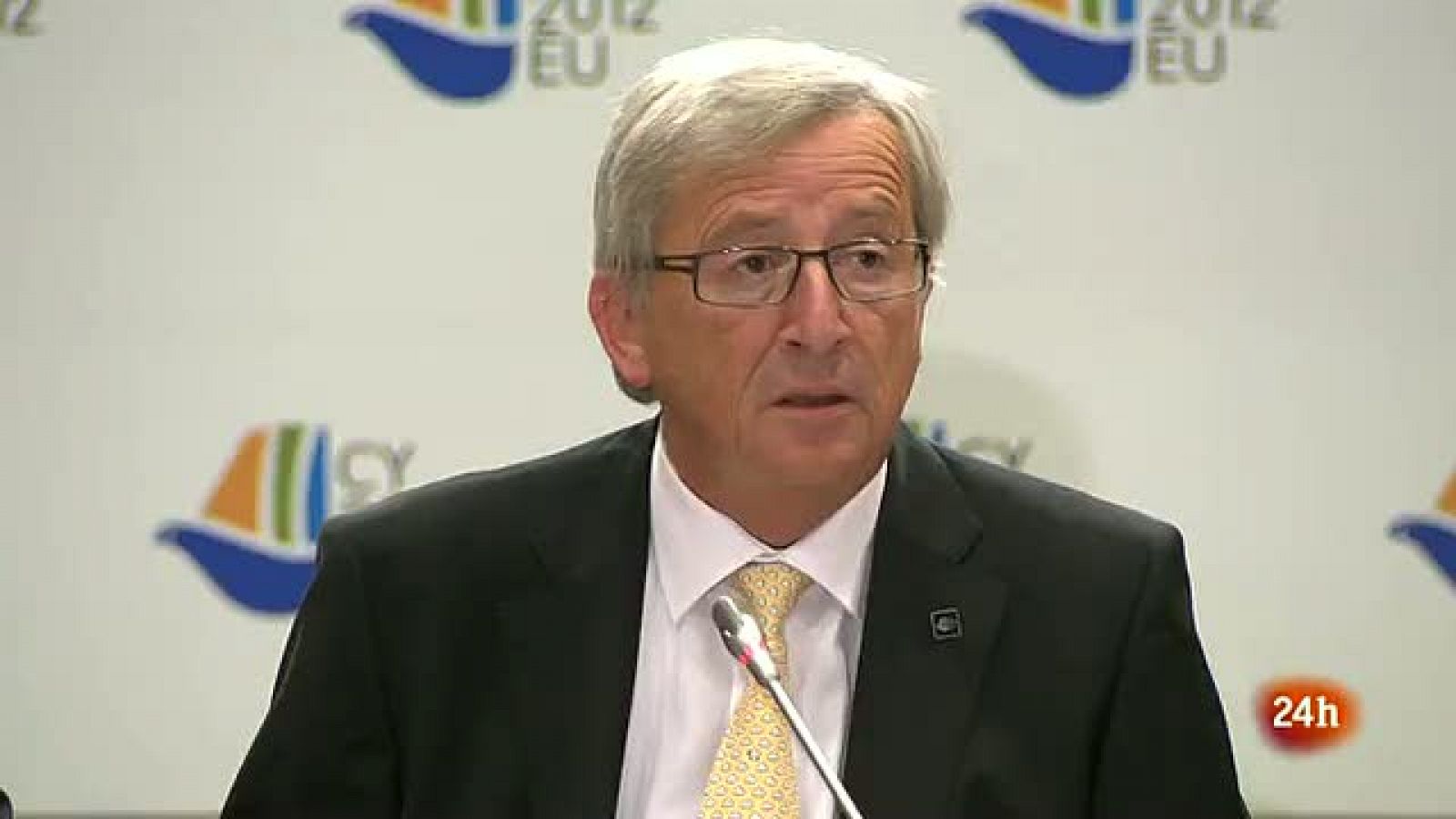 Noticias 24h: Juncker asegura que De Guindos se ha comprometido a anunciar un nuevo paquete de ajuste  | RTVE Play