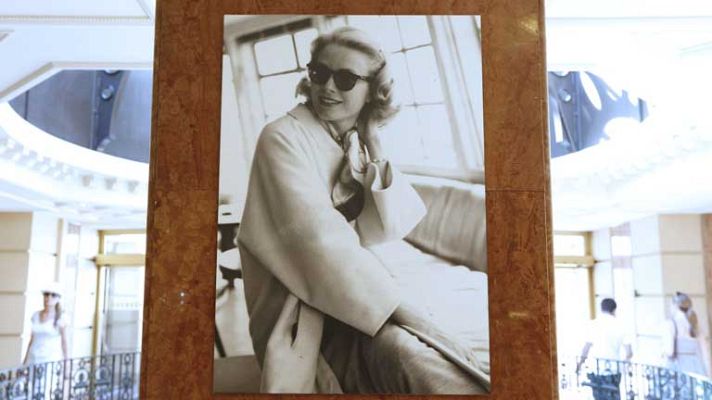 Telediario 1 - 30 años de la muerte de Grace Kelly