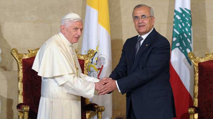 Telediario 1 - Benedicto XVI defiende la libertad religiosa