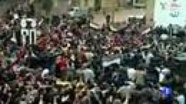 Telediario 1 - El conflicto sirio se convierte en una guerra abierta con más de 20.000 muertos