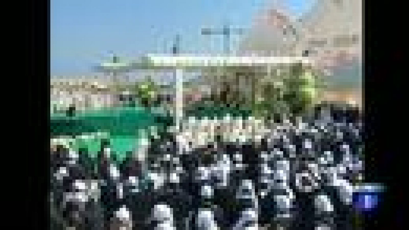 El papa oficia una misa en su despedida del Líbano