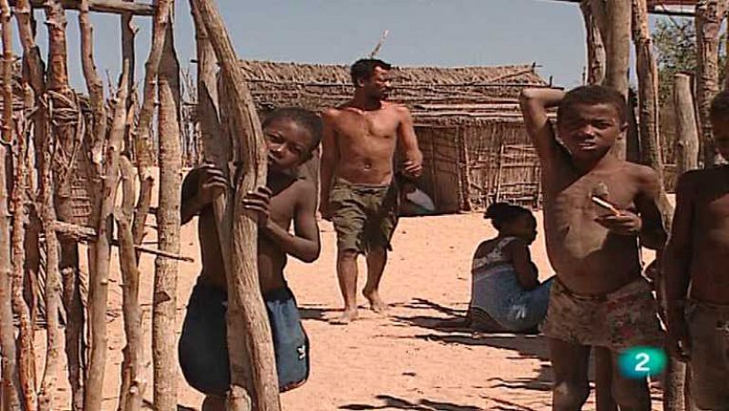 Otros pueblos - Madagascar: Vintana - Ver ahora