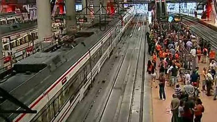 Telediario 1 - Huelga de Renfe en toda España