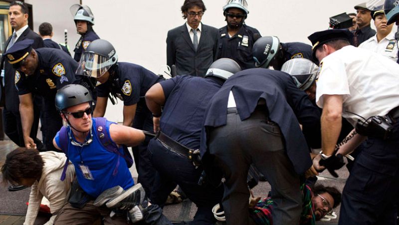 Una decena de detenidos del 'Ocuppy Wall Street' en Nueva York