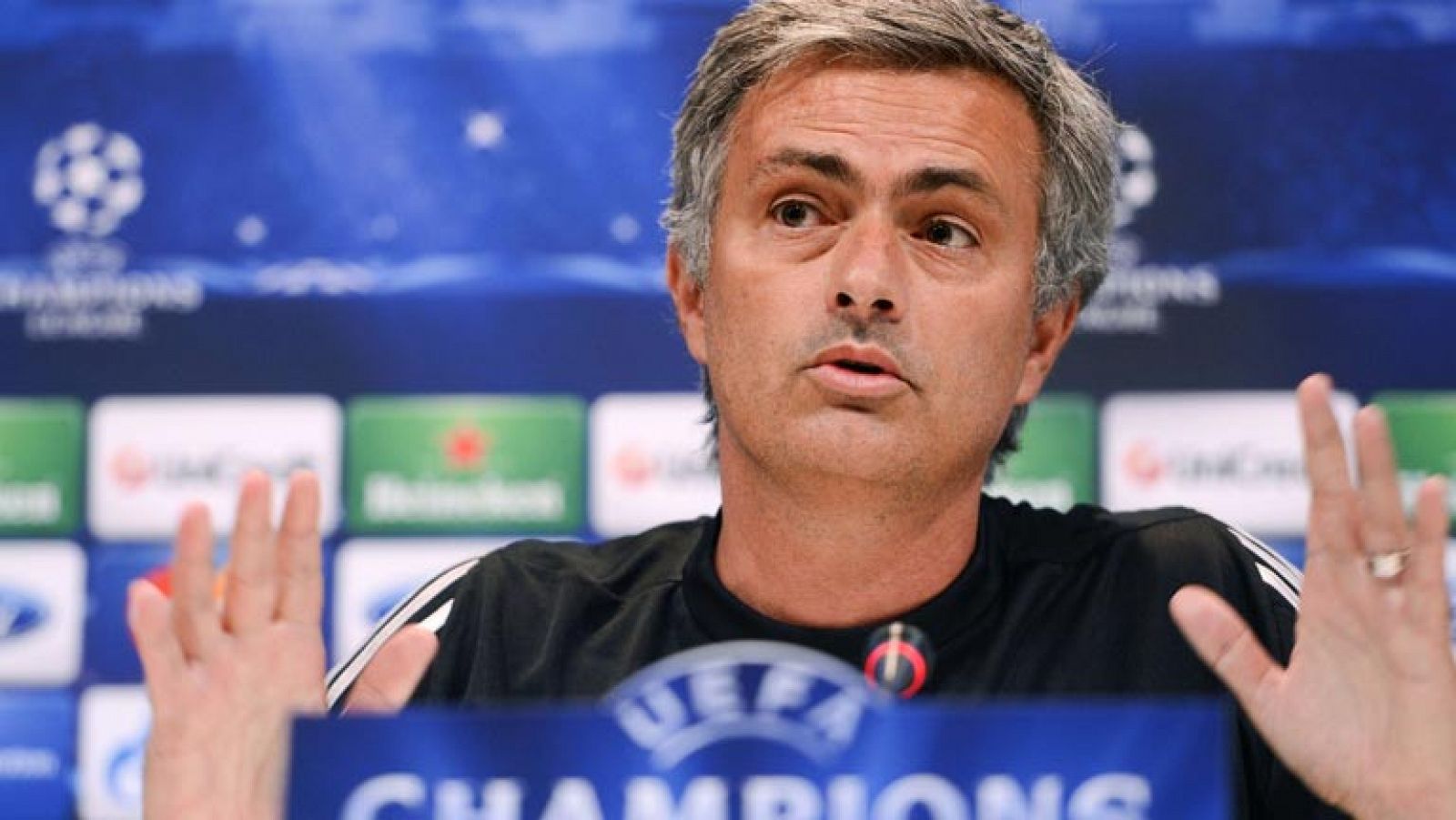 Desafío Champions: Mourinho: "A nivel de equipo, de ambición pienso que vamos a estar a tope" | RTVE Play