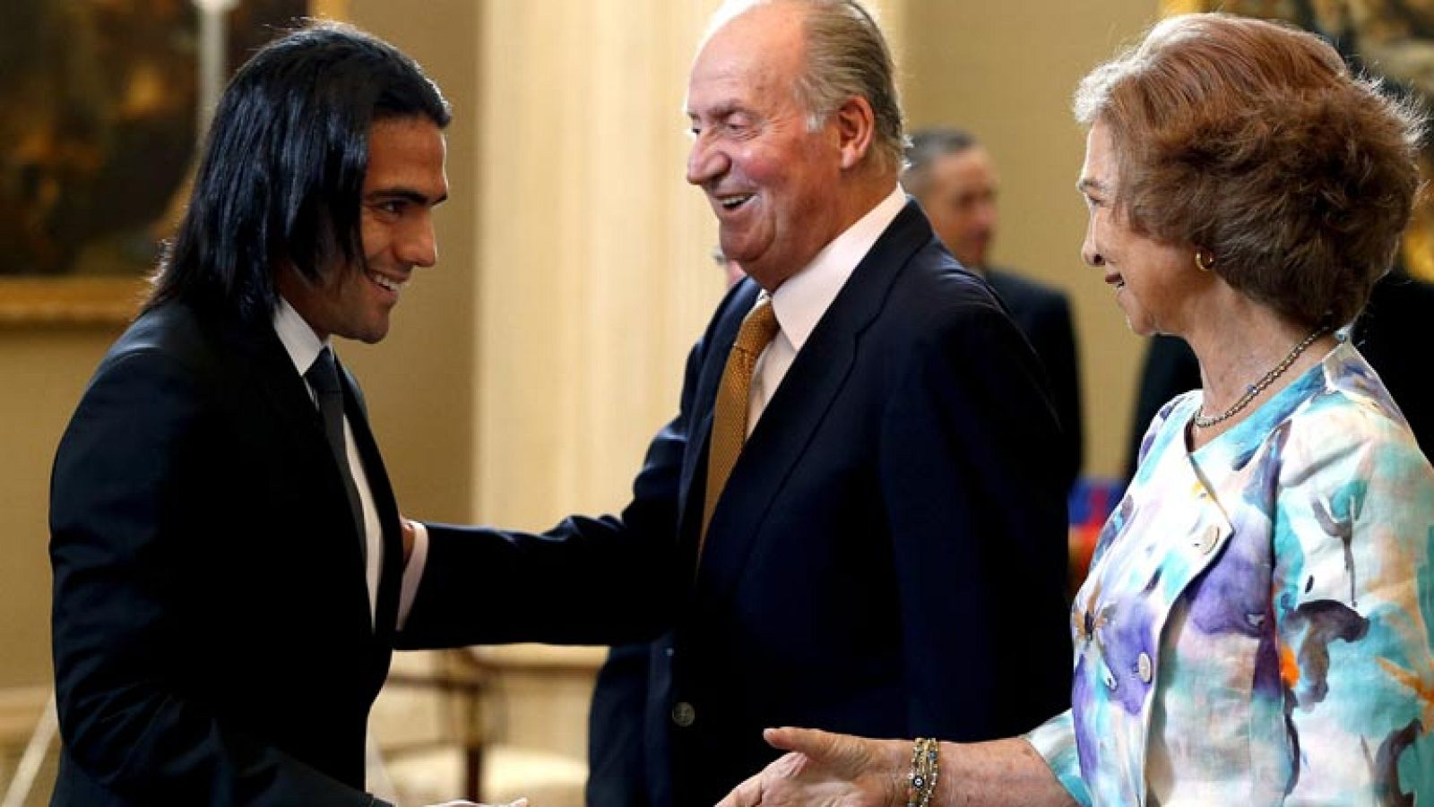 Los Reyes felicitan al Atlético de Madrid por sus copas y supercopas