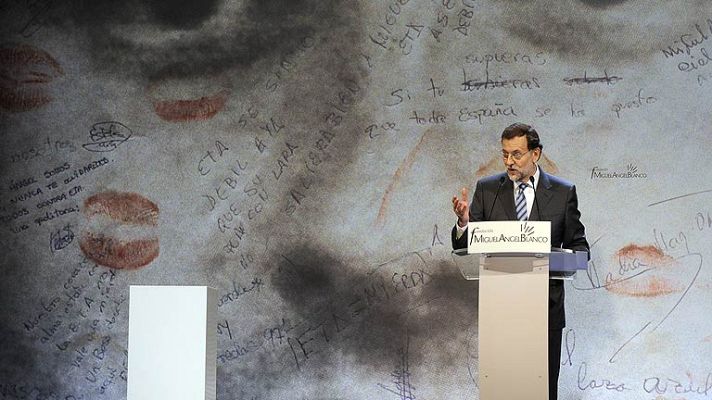 Telediario 1 - Rajoy: No negociaremos con ETA