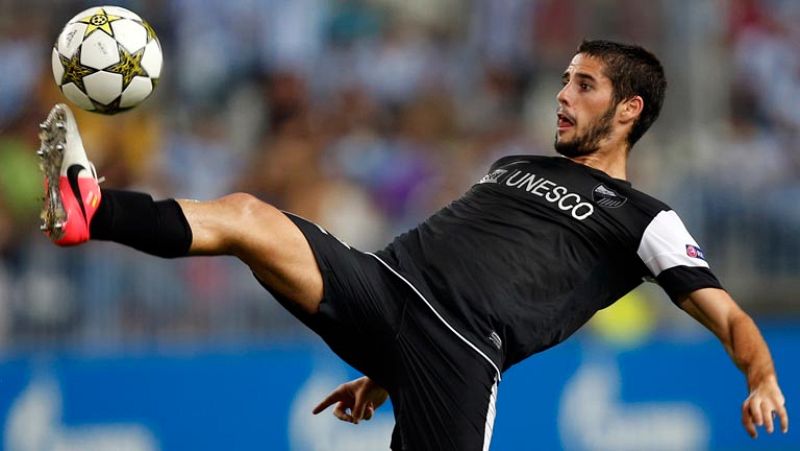 El Málaga empieza la Champions tumbando al Zenit (3-0)