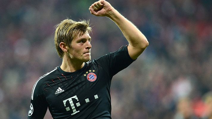 Champions League - Golazo de Kroos (2-0)