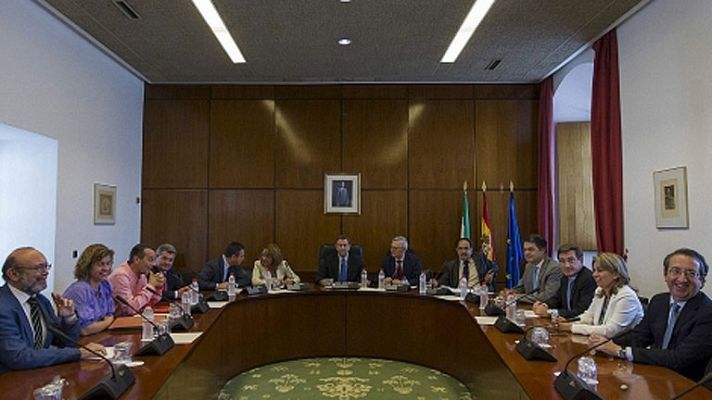 Telediario 1 - La comisión de los ERE se reanuda con aseguradoras y un sindicalista