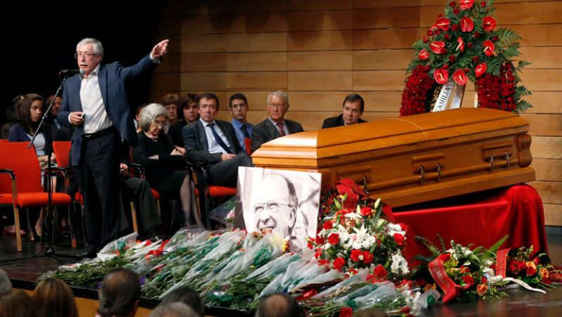 Homenaje póstumo a Santiago Carrillo